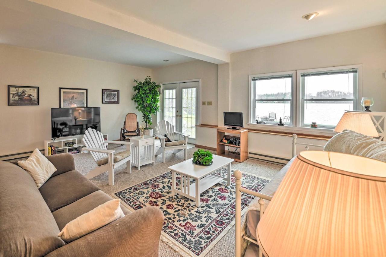 Lakefront Broadalbin Getaway With Deck And Kayaks Extérieur photo