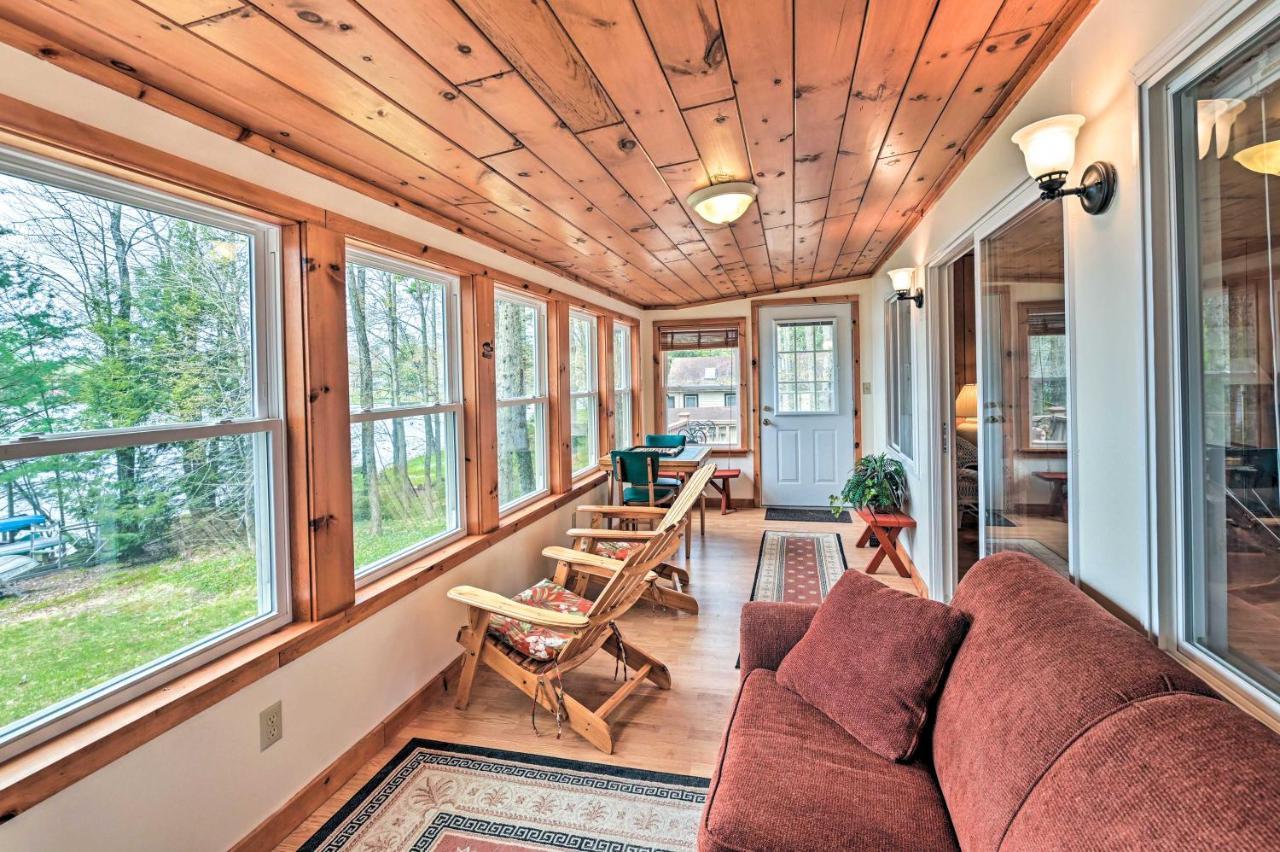 Lakefront Broadalbin Getaway With Deck And Kayaks Extérieur photo