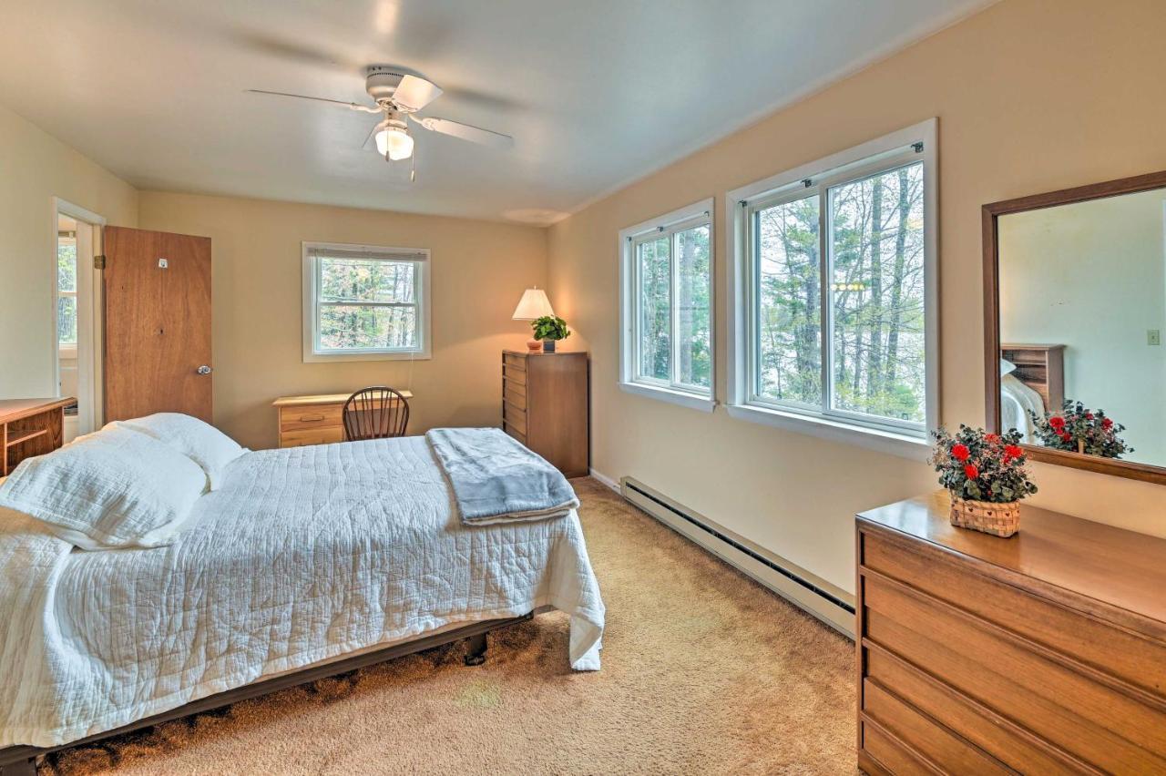Lakefront Broadalbin Getaway With Deck And Kayaks Extérieur photo