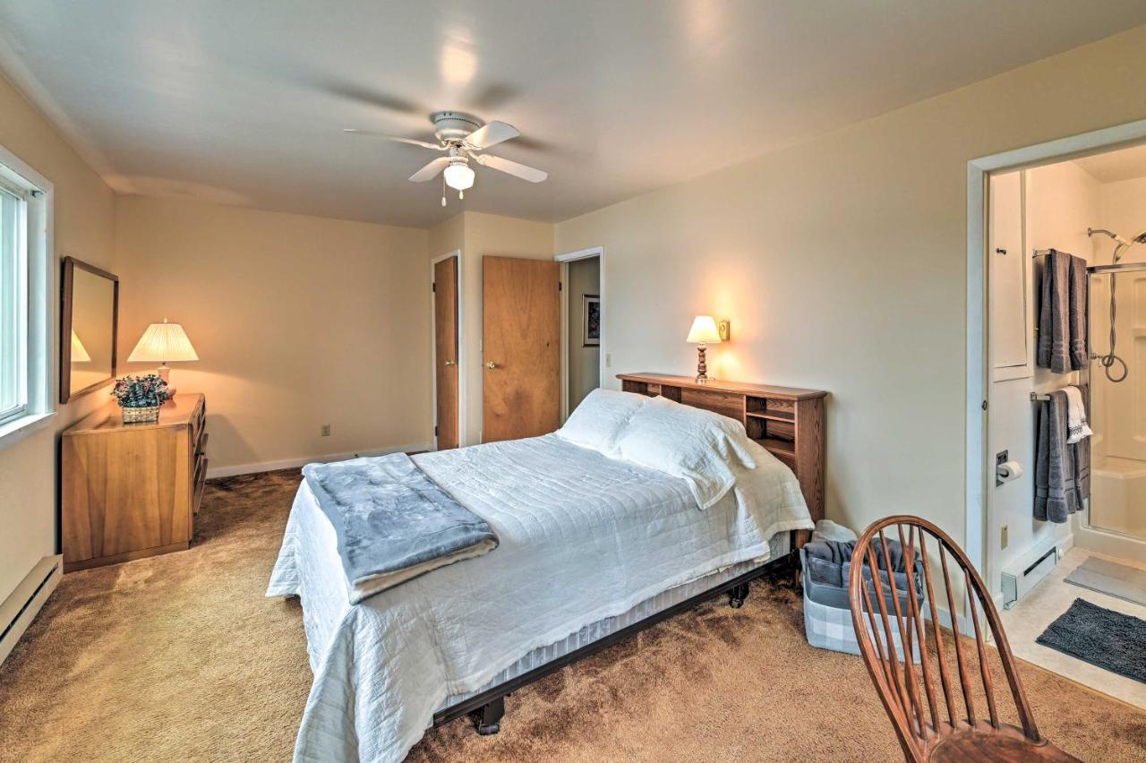 Lakefront Broadalbin Getaway With Deck And Kayaks Extérieur photo